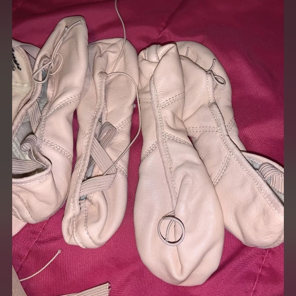 CAPEZIO JULIET SPLIT SOLE SHOE BALLET 5m 5w 11w Leather Canvas Pink 2027 choice - Picture 2 of 9